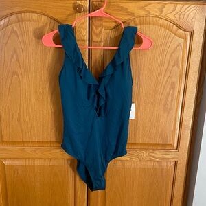 Shade & Shore Brand V-Neck One-Piece Swimsuit. Size medium. New with tags.